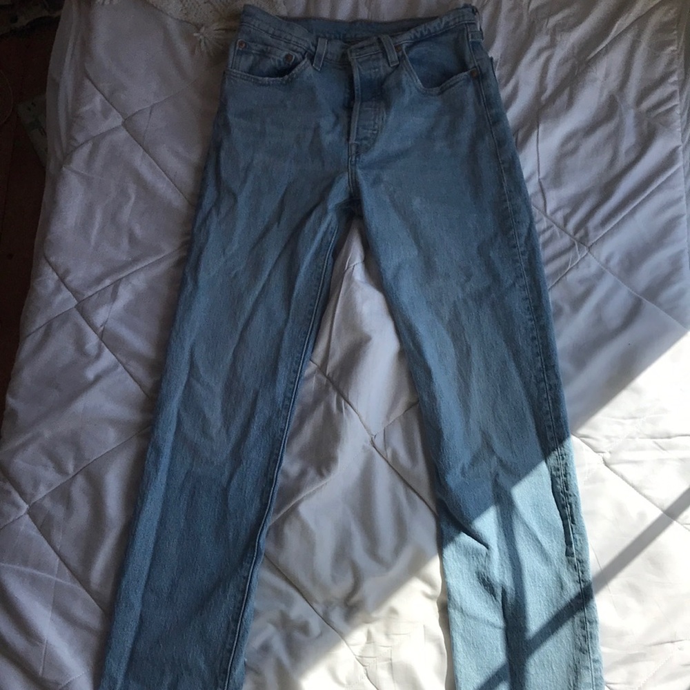 Levi 501 original light wash